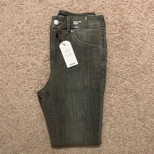 NWT Express cropped high rise jeans